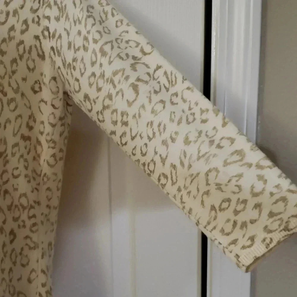 I.e. | Printed w/ sequin accents | Cardigan - Picture 5 of 8